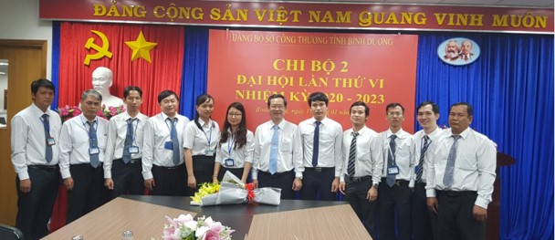 Đồng chí Nguyễn Văn Dành  - Tỉnh ủy viên, Bí thư Đảng ủy, Giám đốc Sở Công thương phát biểu chỉ đạo tại Đại hội