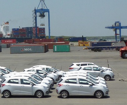 Việt Nam nhập khẩu khoảng 7.000 xe ô tô trong tháng 2/2021