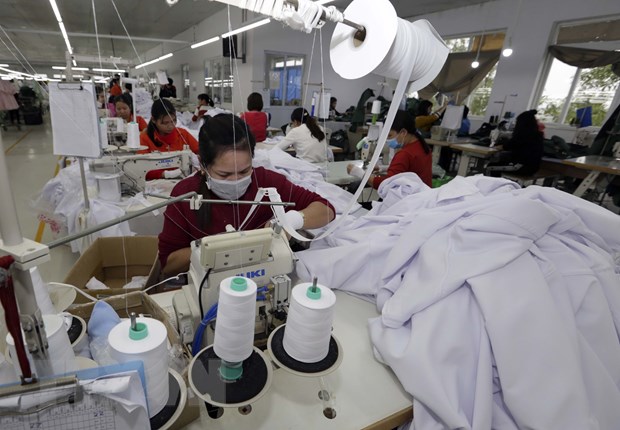 Những thách thức đối với ngành dệt may toàn cầu trong năm 2023