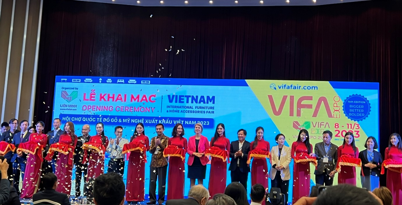 Khai mạc Hội chợ quốc tế đồ gỗ & mỹ nghệ xuất khẩu Việt Nam (VIFA EXPO 2023)