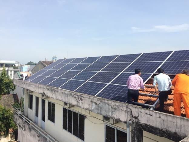 Sở Công Thương: nghiệm thu công trình thiết kế lắp đặt hệ thống biến đổi năng lượng mặt trời 3P (pha) -15KW cho đơn vị trực thuộc Sở Công Thương