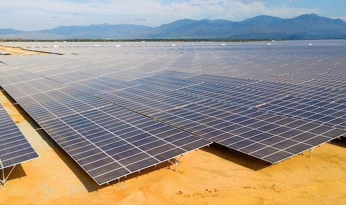 Điện mặt trời: Giá mua điện tiến tới đấu thầu cạnh tranh