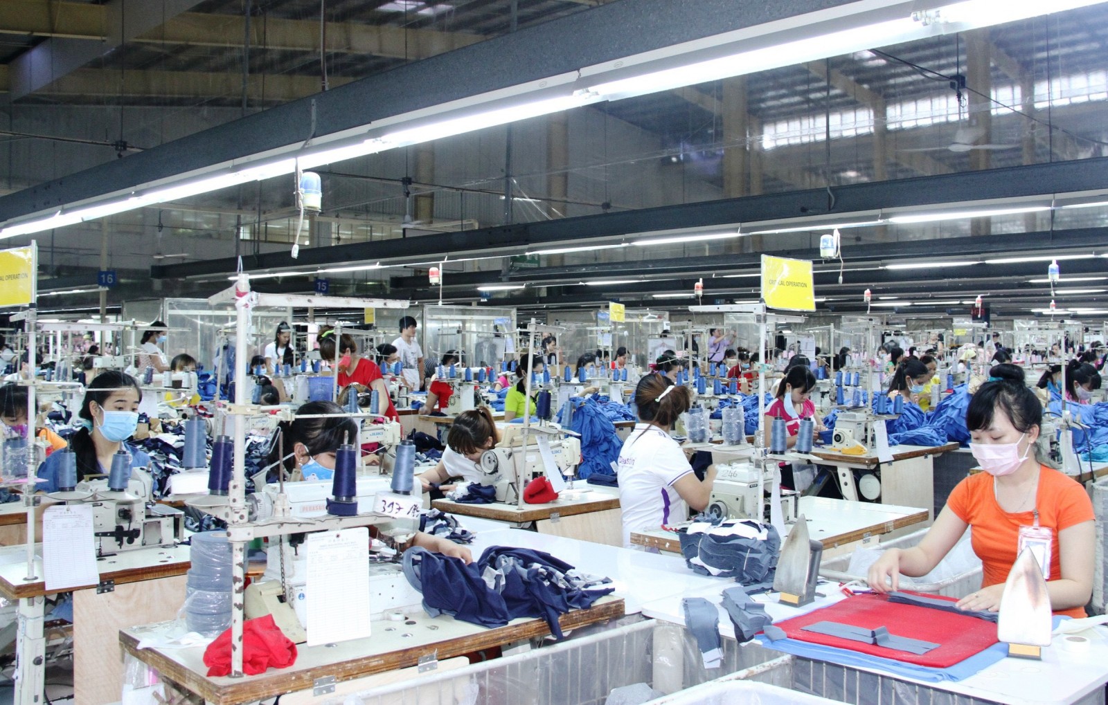 Sản xuất công nghiệp tiếp tục tăng trưởng ổn định