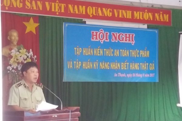 Hội nghị tuyên truyền pháp luật về kiến thức ATTP và kỹ năng nhận biết hàng gian, hàng giả tại thị xã Thuận An