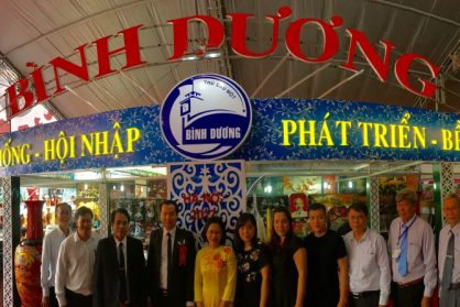 Bình Dương tham gia Hội chợ, Triển lãm hàng công nghiệp nông thôn tiêu biểu năm 2017 tại thành phố Hà Nội