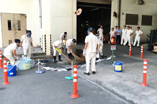 Diễn tập ứng phó sự cố tràn đổ hóa chất tại công ty TNHH Kurabe Industrial Việt Nam